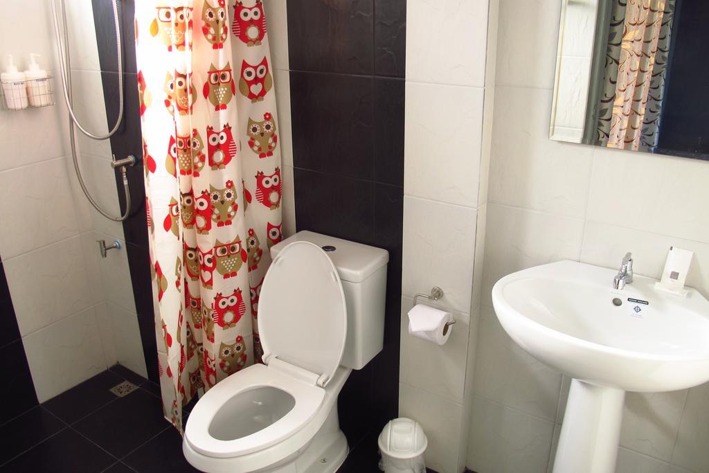 Sweet Dreams Hotel Phetchaburi Bagian luar foto