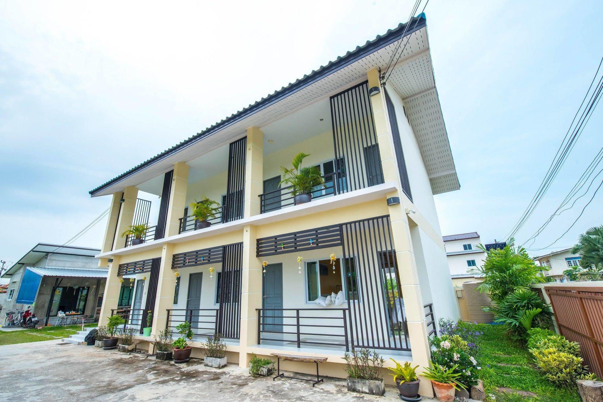 Sweet Dreams Hotel Phetchaburi Bagian luar foto