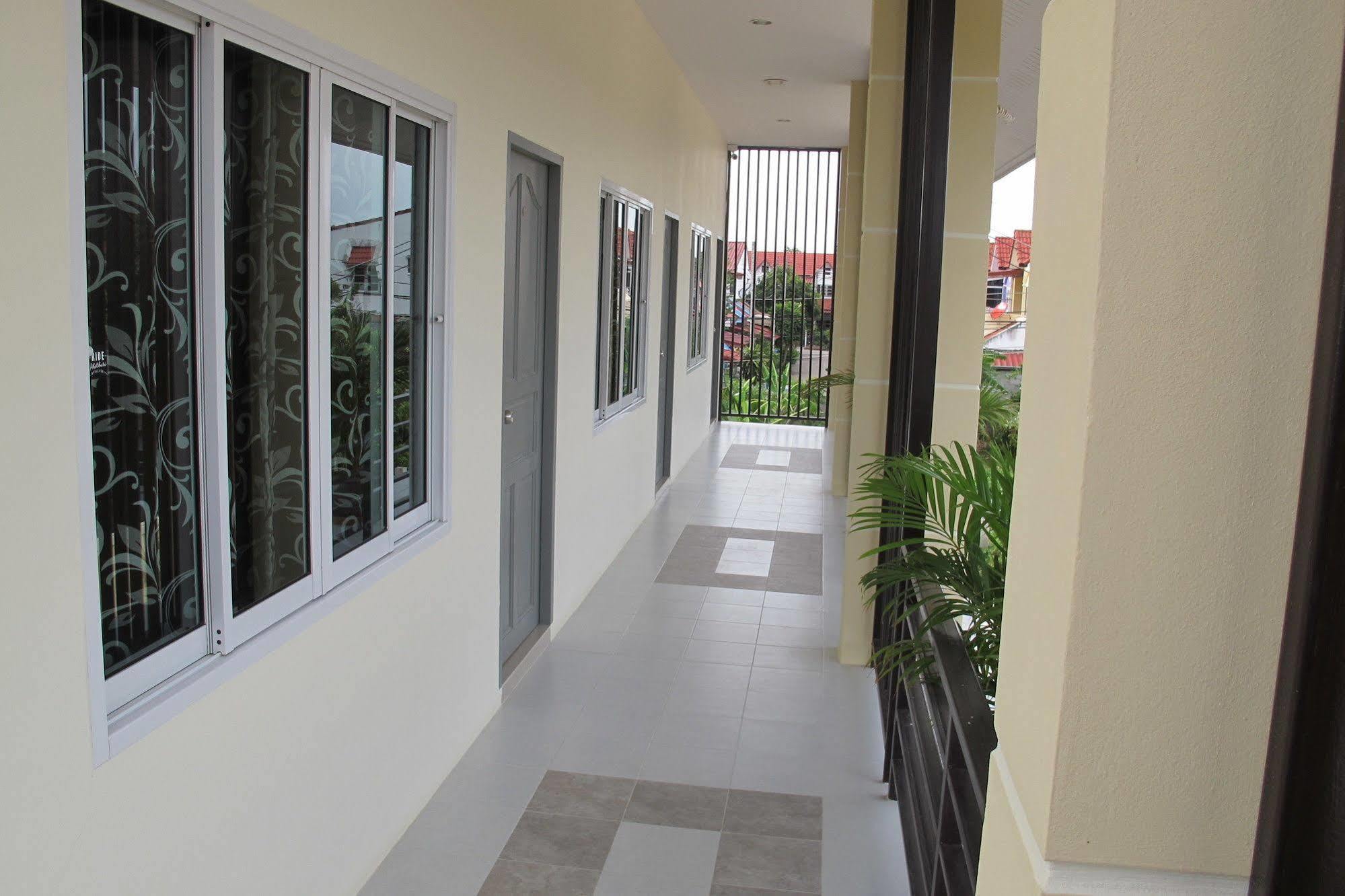 Sweet Dreams Hotel Phetchaburi Bagian luar foto